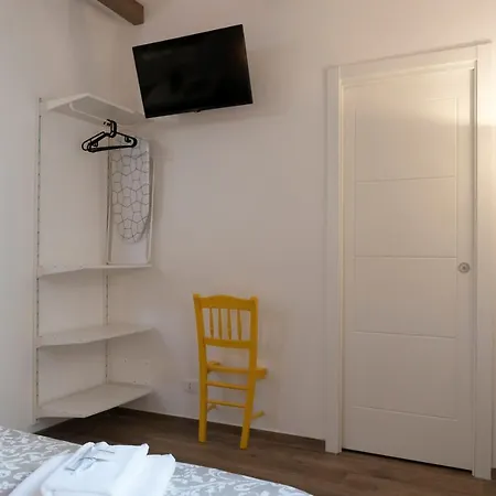 Carrettieri54 - Historic Center