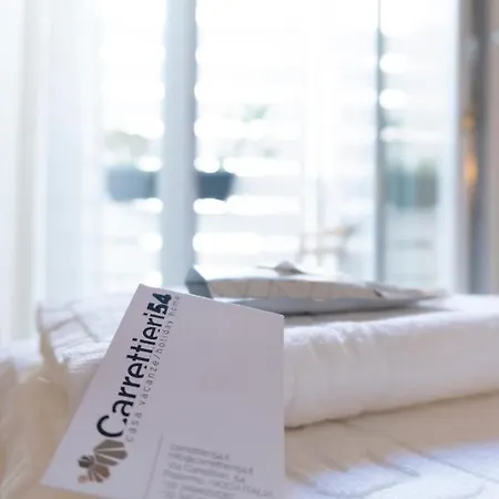 Carrettieri54 - Historic Center 아파트 *